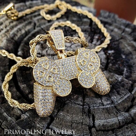 Video Game Controller Necklace  - Picture 3 of 3